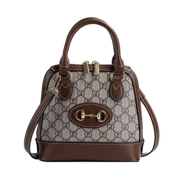 factory direct sale 75% off 2021 winter new single shoulder synthetic leather brown small pu zipper single shoulder messenger bags
factory direct sale 75% off 2021 winter new single shoulder synthetic leather brown small pu zipper single shoulder messenger bags