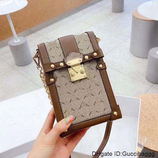 chain crossbody bag retro phone bag women calfskin envelope bag classic ladies shoulder flip purse quality coin wallet
chain crossbody bag retro phone bag women calfskin envelope bag classic ladies shoulder flip purse quality coin wallet