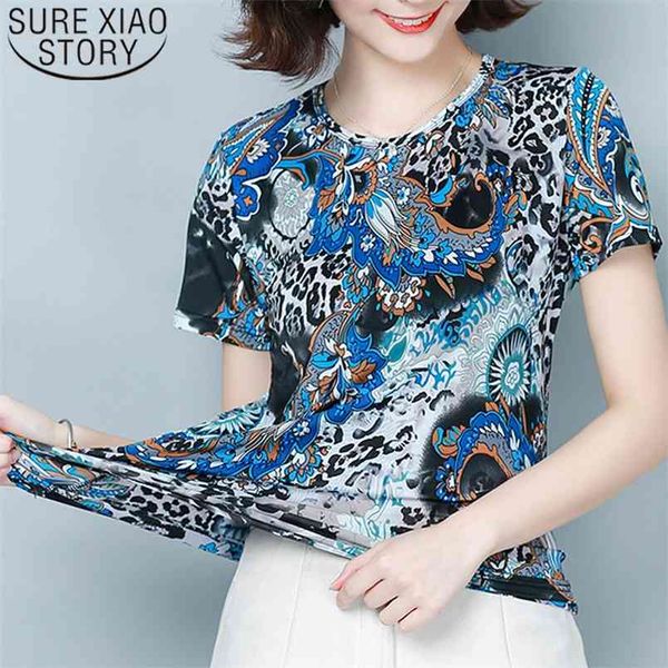 4xl large size summer short sleeve o-neck print shirt women loose slim elastic female 9062 50 210421, White
4xl large size summer short sleeve o-neck print shirt women loose slim elastic female 9062 50 210421, White