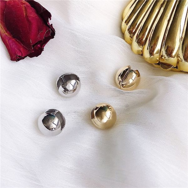 A0J ball stud 2020fashion love ditching same earsun yizhen stud same small earear and earrings fragrance earrings female, Golden;silver
A0J ball stud 2020fashion love ditching same earsun yizhen stud same small earear and earrings fragrance earrings female, Golden;silver