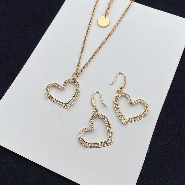 fashion accessories womens jewelry wear simple and generous necklace ear chain the same color is suitable for gifts, Silver
fashion accessories womens jewelry wear simple and generous necklace ear chain the same color is suitable for gifts, Silver