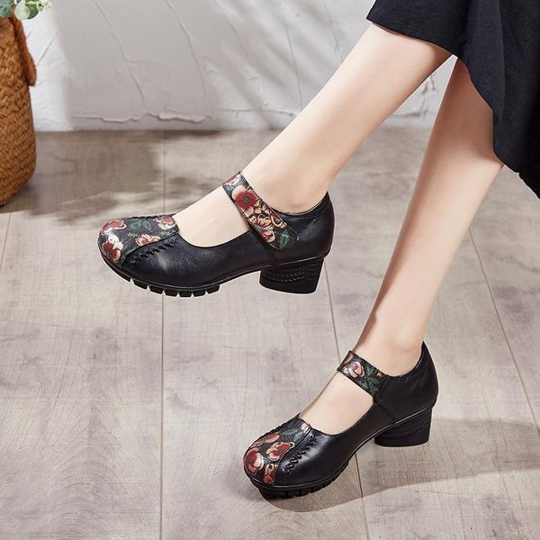 dress shoes 2021 spring autumn national style women pumps printing flowers round toe genuine leather thick heel big size 41, Black
dress shoes 2021 spring autumn national style women pumps printing flowers round toe genuine leather thick heel big size 41, Black