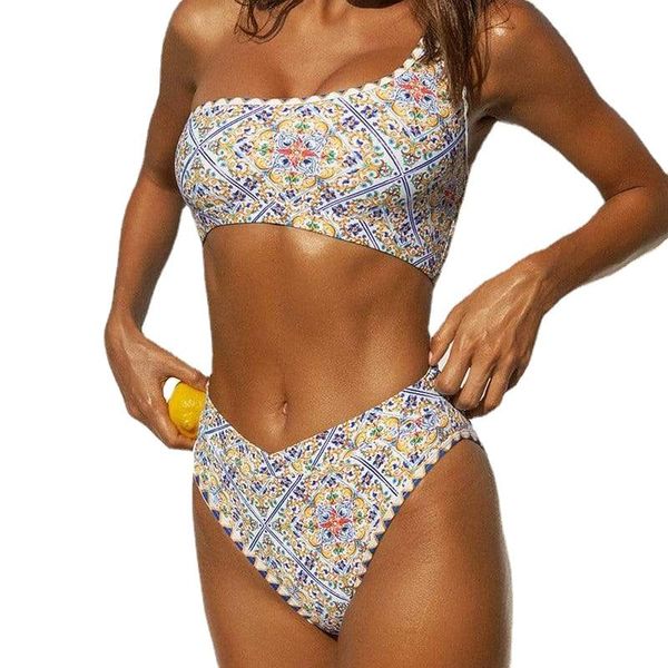 women's swimwear 2021 swimsuit european and american small fresh print ethnic bikini one-shoulder amazon high-waist, White;black
women's swimwear 2021 swimsuit european and american small fresh print ethnic bikini one-shoulder amazon high-waist, White;black