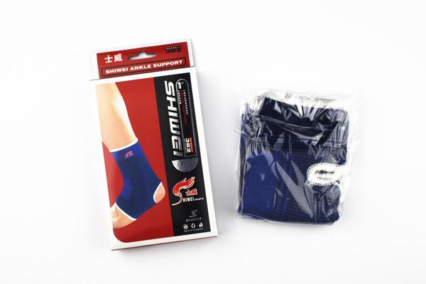 ankle support colored keeps warm climbing running protective elastic compression knitting sports basketball soccer protect, Blue;black
ankle support colored keeps warm climbing running protective elastic compression knitting sports basketball soccer protect, Blue;black