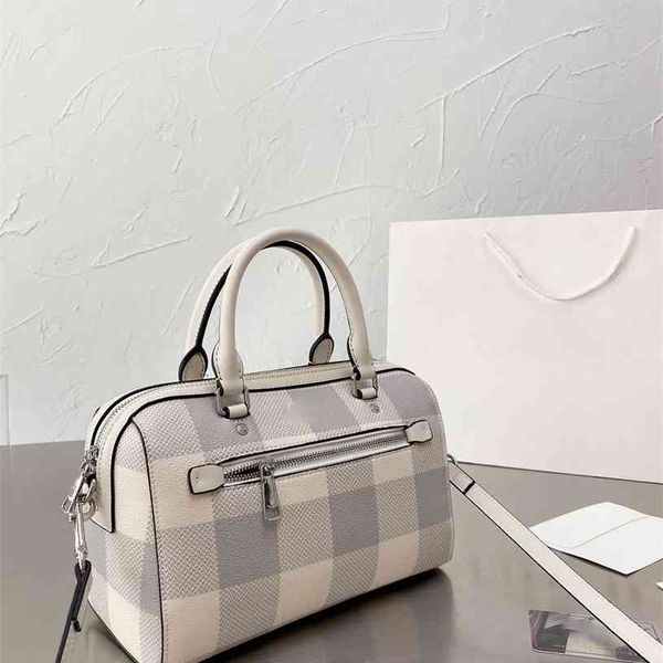 2021 hion age reducing lattice pillow bag hand palmprint fabric lady elegant portable one shoulder messenger bag luxuryss designerss yw
2021 hion age reducing lattice pillow bag hand palmprint fabric lady elegant portable one shoulder messenger bag luxuryss designerss yw