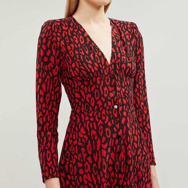 casual dresses red/black animal leopard pinted v neck button front short dress with long sleeve, Black;gray
casual dresses red/black animal leopard pinted v neck button front short dress with long sleeve, Black;gray