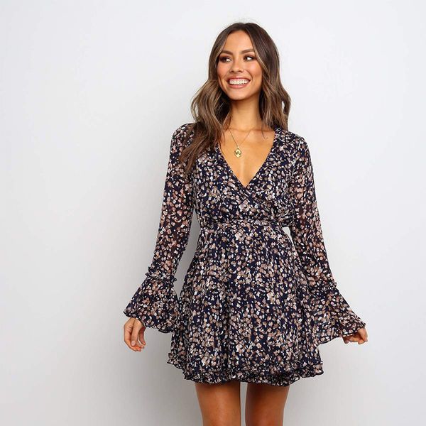 2021v-neck long-sleeved chiffon print dress womens fashion casual elegant party dresses female 2021 autumn womens clothing, Black;gray
2021v-neck long-sleeved chiffon print dress womens fashion casual elegant party dresses female 2021 autumn womens clothing, Black;gray