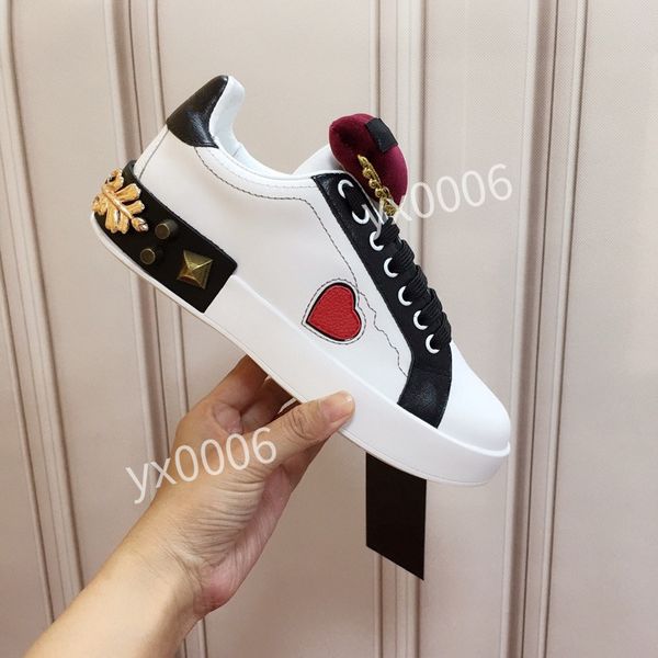 2021 brand formal dress shoes luxury for gentle 35-45 men the wedding genuine leather shoes pointed toe designer men's business hc19100, Red;white
2021 brand formal dress shoes luxury for gentle 35-45 men the wedding genuine leather shoes pointed toe designer men's business hc19100, Red;white