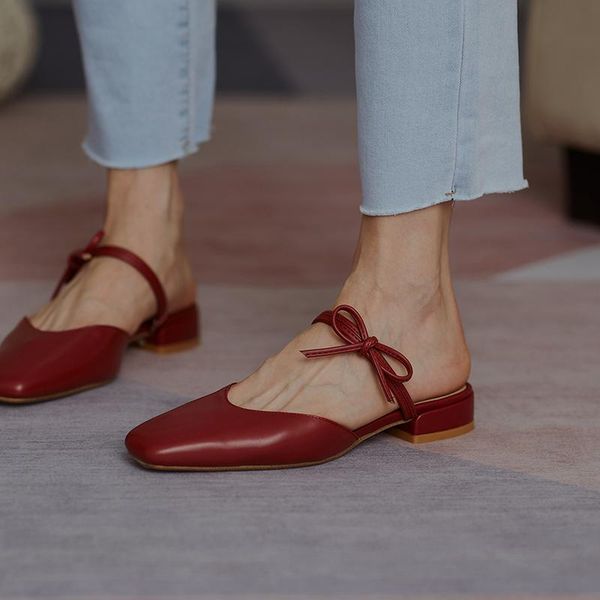 slippers 2021 summer leather thick heel sandals half fashion square head baotou wild bow women's shoes z827, Black
slippers 2021 summer leather thick heel sandals half fashion square head baotou wild bow women's shoes z827, Black