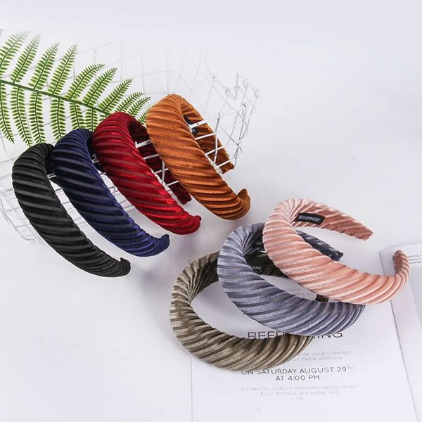 new fashion gold velvet thick sponge hairband striped headband 100 band headband, Silver
new fashion gold velvet thick sponge hairband striped headband 100 band headband, Silver