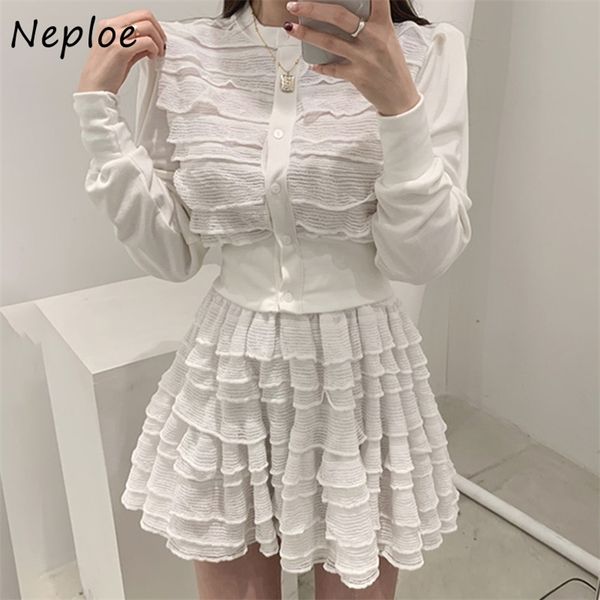 temperament 2 pcs women set o neck long sleeve single breast shirt + high waist hip a line skirt draped design suit 210422, White
temperament 2 pcs women set o neck long sleeve single breast shirt + high waist hip a line skirt draped design suit 210422, White