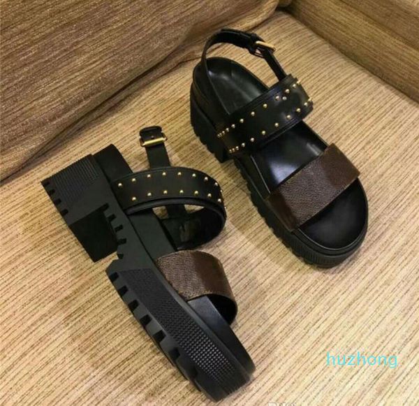 fashion-classic womens popular slipper leather sandal slippers striking gladiator style leather outsole flat canvas plain sandals 9502880, Black
fashion-classic womens popular slipper leather sandal slippers striking gladiator style leather outsole flat canvas plain sandals 9502880, Black