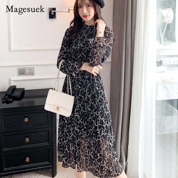 casual dresses 2021 spring dress women stand collar loose pleated print chiffon long sleeve vintage party vestidos 8540 50, Black;gray 
casual dresses 2021 spring dress women stand collar loose pleated print chiffon long sleeve vintage party vestidos 8540 50, Black;gray