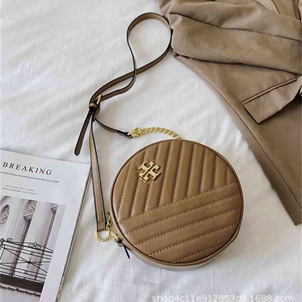 new fashion trend sheepskin twill round cake bag leisure single shoulder messenger chain female popularity designer handbags
new fashion trend sheepskin twill round cake bag leisure single shoulder messenger chain female popularity designer handbags