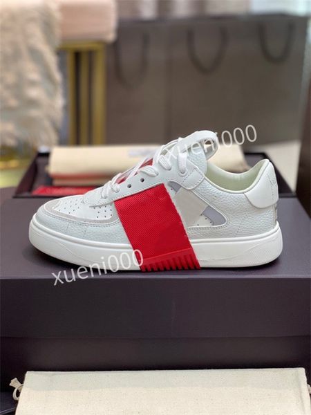 2021 camouflage leather casual shoes men,women luxe fashion style studs outdoor trainers sneakers size35-45, Red;white
2021 camouflage leather casual shoes men,women luxe fashion style studs outdoor trainers sneakers size35-45, Red;white