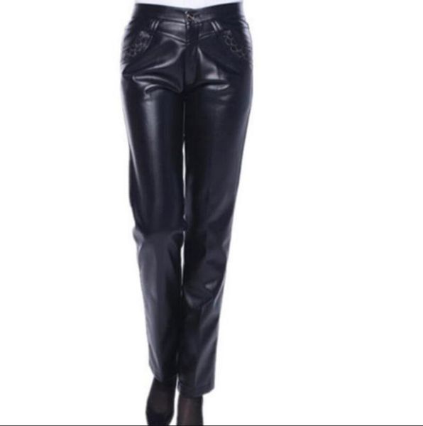 women's pants & capris 2021 autumn winter women pu leather high waist loose trousers female plus velvet warm large size r45, Black;white
women's pants & capris 2021 autumn winter women pu leather high waist loose trousers female plus velvet warm large size r45, Black;white
