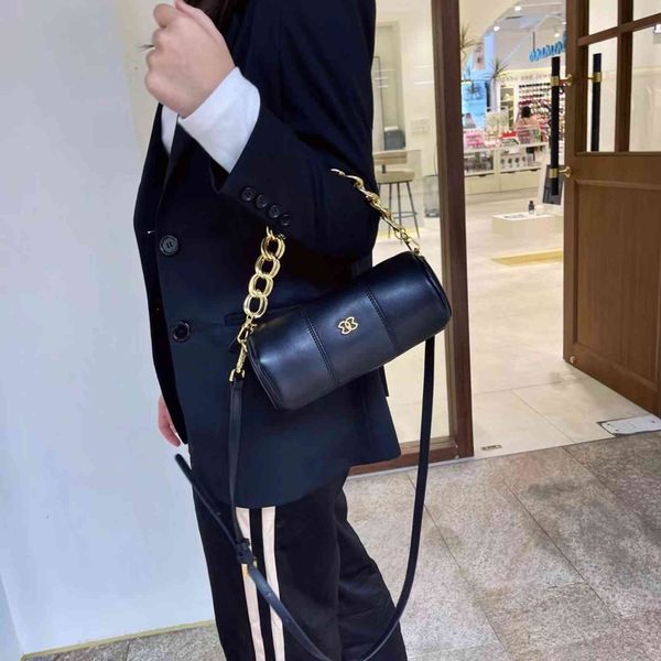 ins bag xiaozhong net red portable messenger pillow fashion chain pen holder women's turkish, Black;red
ins bag xiaozhong net red portable messenger pillow fashion chain pen holder women's turkish, Black;red