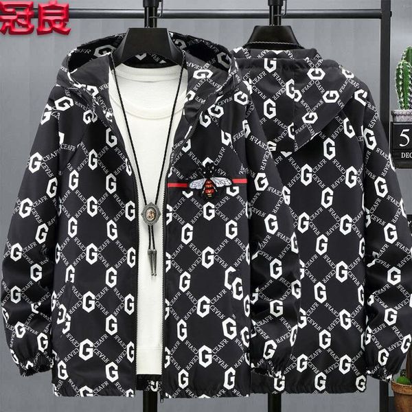 european station 2021 new summer men's and women's printed european style thin jacket sunscreen suit spirit guy coat trend, Black;brown
european station 2021 new summer men's and women's printed european style thin jacket sunscreen suit spirit guy coat trend, Black;brown