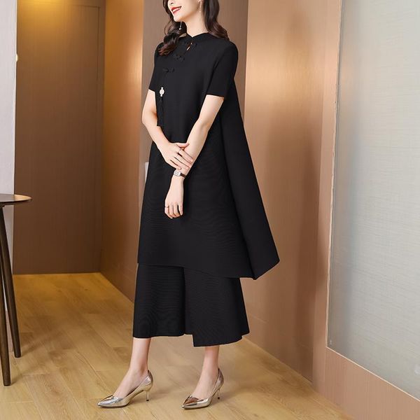 women's two piece pants retro buckle stand collar cheongsam wide leg pant women chinese style loose 2 miyak pleated summer female cloht, White
women's two piece pants retro buckle stand collar cheongsam wide leg pant women chinese style loose 2 miyak pleated summer female cloht, White