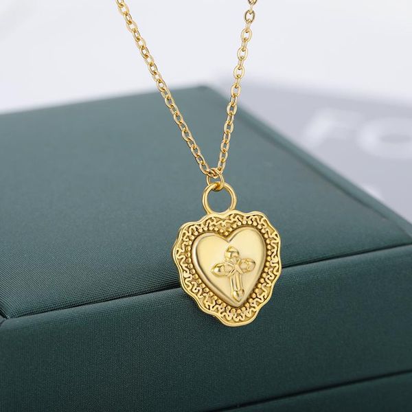 pendant necklaces vintage cross heart for women stainless steel gold female choker chain necklace jewelry collier femme, Silver
pendant necklaces vintage cross heart for women stainless steel gold female choker chain necklace jewelry collier femme, Silver