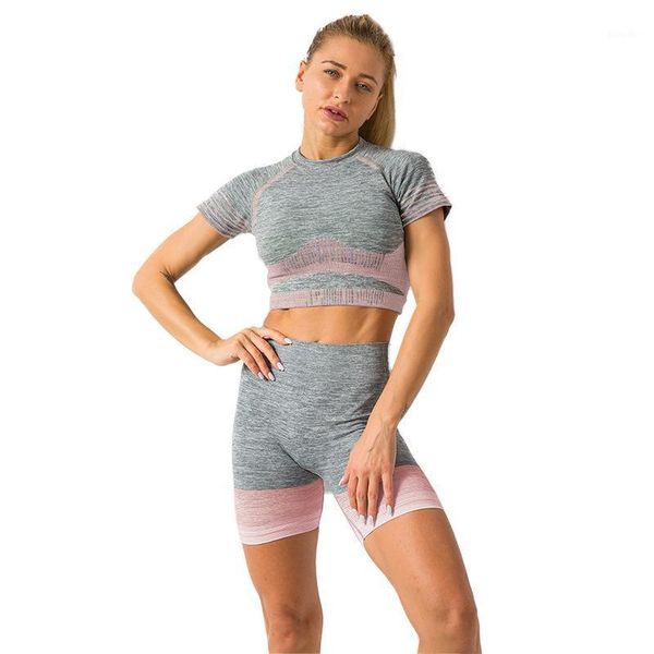 yoga outfit women's sportswear set workout clothes short sleeves sport shorts
yoga outfit women's sportswear set workout clothes short sleeves sport shorts