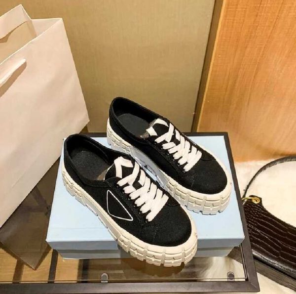 latest luxury fashion brand women shoes designer double wheel nylon gabardine sneakers casual size 35-40 canvas shoe triangle decorate, Black
latest luxury fashion brand women shoes designer double wheel nylon gabardine sneakers casual size 35-40 canvas shoe triangle decorate, Black