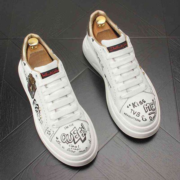 small white shoes men's korean version trend summer printed personalized embroidered standard thick bottom increased joint, Black;white
small white shoes men's korean version trend summer printed personalized embroidered standard thick bottom increased joint, Black;white