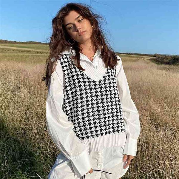 heyoungirl plaid v neck vintage sweater vest casual elegant sleeveless jumpers pullover autumn knitted winter high street, Black;white 
heyoungirl plaid v neck vintage sweater vest casual elegant sleeveless jumpers pullover autumn knitted winter high street, Black;white