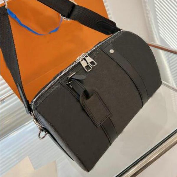 2022 5a women black printing messenger travel duffel bag classic style designer fashion bags shoulder bags lady totes handbags 27 cm
2022 5a women black printing messenger travel duffel bag classic style designer fashion bags shoulder bags lady totes handbags 27 cm