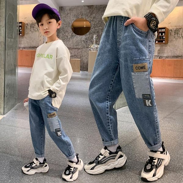 design good quality factory price fashion selling children's solid color letter stitching mid-rise jeans, Blue
design good quality factory price fashion selling children's solid color letter stitching mid-rise jeans, Blue