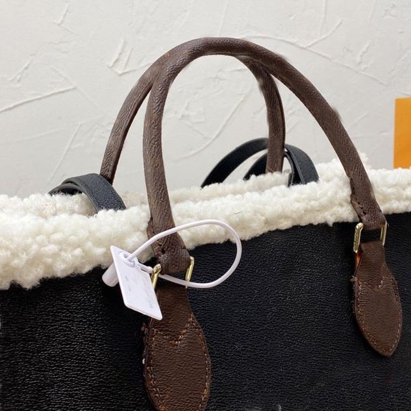 women handbag crossbody shoulder large capacity package wool tote bag fashion hlwyluck genuine leather classic embroidery letter onthego fur
women handbag crossbody shoulder large capacity package wool tote bag fashion hlwyluck genuine leather classic embroidery letter onthego fur