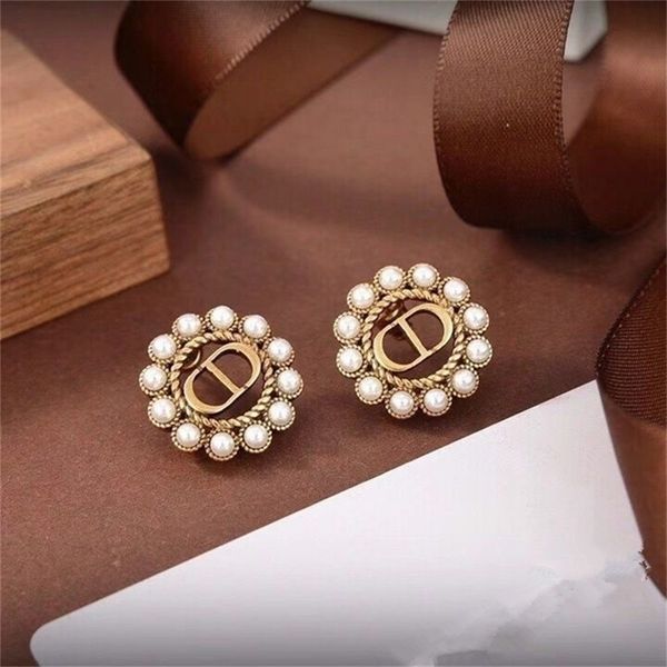 87% off wholesale shop family earrings female round pearl floret small fragrance brass, Golden
87% off wholesale shop family earrings female round pearl floret small fragrance brass, Golden