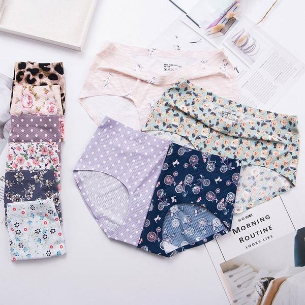 women's panties japanese girl cartoon ice silk underwear one-piece seamless breathable floral mid-waist cotton crotch printed briefs, Black;pink
women's panties japanese girl cartoon ice silk underwear one-piece seamless breathable floral mid-waist cotton crotch printed briefs, Black;pink