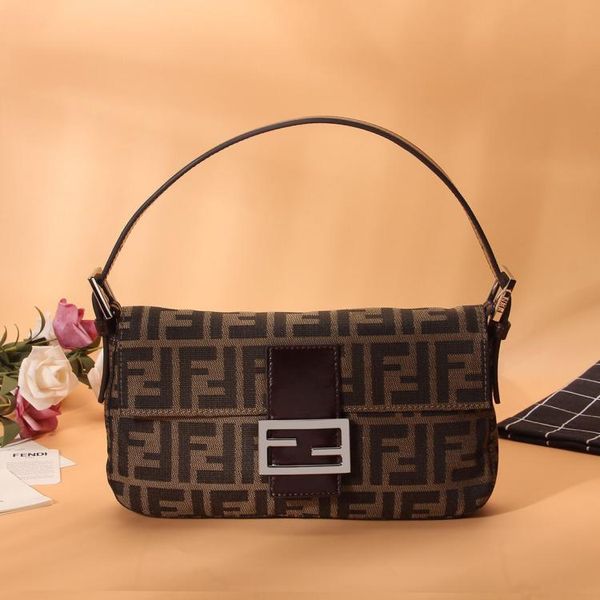 wholesale old : family's fashion women's floral stick ff underarm single shoulder messenger bag classic bag luxurys designers bag
wholesale old : family's fashion women's floral stick ff underarm single shoulder messenger bag classic bag luxurys designers bag