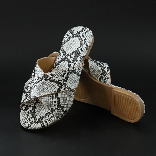 slippers 2021 summer women big size slides female fashion flats snakeskin print ladies outside casual beach, Black
slippers 2021 summer women big size slides female fashion flats snakeskin print ladies outside casual beach, Black