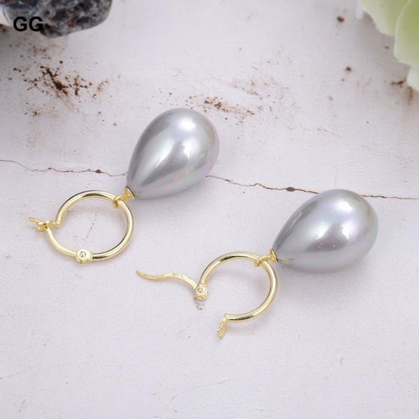 dangle & chandelier guaiguai jewelry 15x20mm teardrop grey sea shell pearl gold color plated hoop earrings for women, Silver
dangle & chandelier guaiguai jewelry 15x20mm teardrop grey sea shell pearl gold color plated hoop earrings for women, Silver