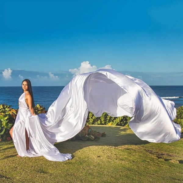 party dresses backless a line satin beach prom dress halter neck sleeveless high split evening with long train, White;black
party dresses backless a line satin beach prom dress halter neck sleeveless high split evening with long train, White;black