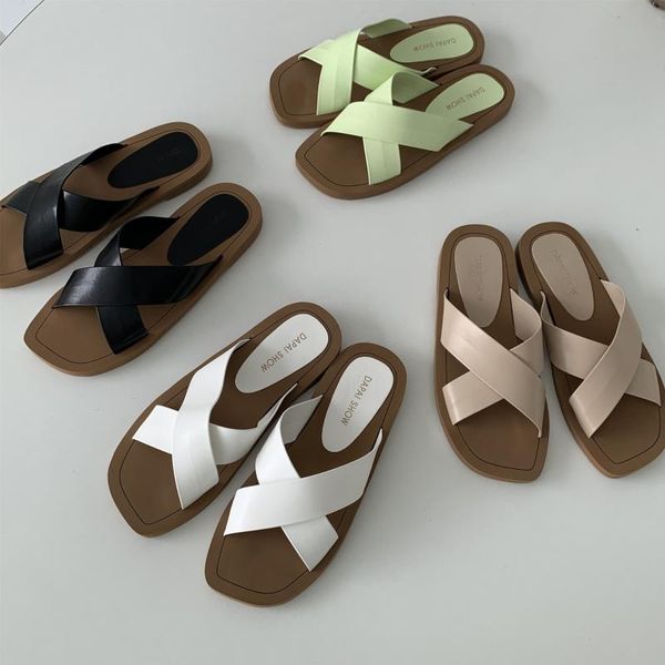 slippers cross-tied rubber female shoes fur flip flops slides low 2021 hawaiian fabric rome back strap hoof heels scandals retro, Black
slippers cross-tied rubber female shoes fur flip flops slides low 2021 hawaiian fabric rome back strap hoof heels scandals retro, Black