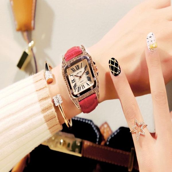 luxury women's watches fashion diamond quartz wristwatches ladies genuine leather women wrist watch clock relogio feminino, Slivery;brown
luxury women's watches fashion diamond quartz wristwatches ladies genuine leather women wrist watch clock relogio feminino, Slivery;brown