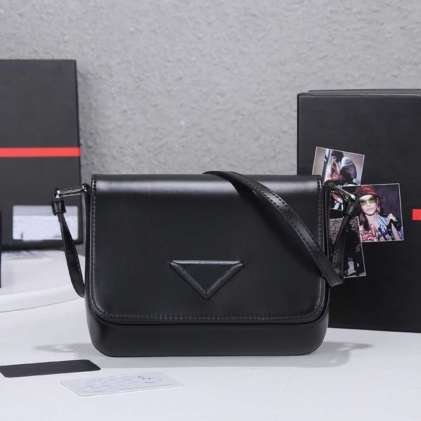 wholesale medieval armpit bag luxury designer fashion retro lightweight flip classic leather women business handbag002
wholesale medieval armpit bag luxury designer fashion retro lightweight flip classic leather women business handbag002