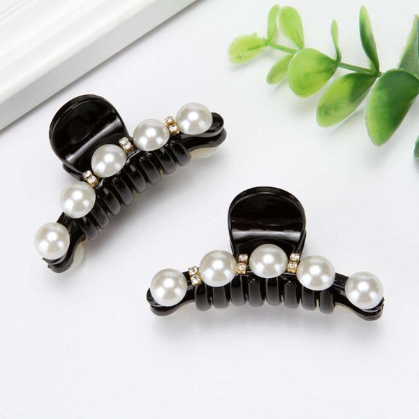hairpin korean jewelry 5 beads black plastic horsetail gripper 2 yuan shop, Golden;silver
hairpin korean jewelry 5 beads black plastic horsetail gripper 2 yuan shop, Golden;silver