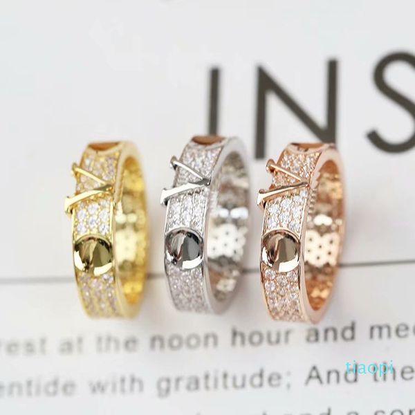 europe america new style men lady women titanium steel embossed v initials full diamond lovers rings 3 color size us6-us9, Silver
europe america new style men lady women titanium steel embossed v initials full diamond lovers rings 3 color size us6-us9, Silver