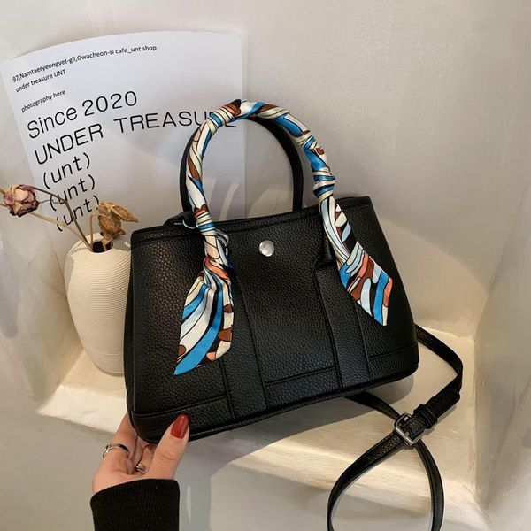 cross body 2021 fashion silk scarf one shoulder bucket bag ladies simple texture portable messenger
cross body 2021 fashion silk scarf one shoulder bucket bag ladies simple texture portable messenger