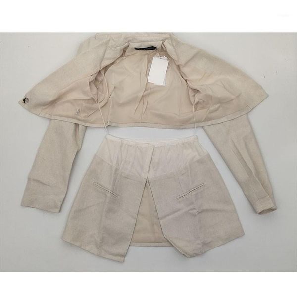 women's suits & blazers women blazer irregular fake two vintage and jackets asymmetry hollow out khaki casual suit coats 2021, White;black
women's suits & blazers women blazer irregular fake two vintage and jackets asymmetry hollow out khaki casual suit coats 2021, White;black
