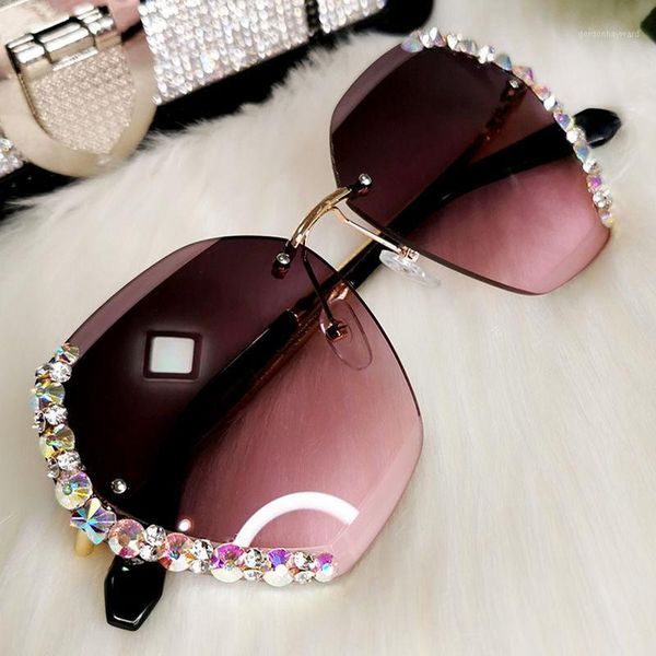 sunglasses women big frame sun glasses black fashion gradient female oculos, White;black
sunglasses women big frame sun glasses black fashion gradient female oculos, White;black