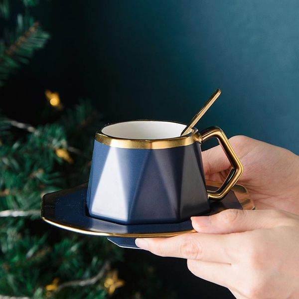 cups & saucers retro emerald coffee with saucer spoon nordic style ceramic tea milk mugs set breakfast water bottle christmas gifts
cups & saucers retro emerald coffee with saucer spoon nordic style ceramic tea milk mugs set breakfast water bottle christmas gifts