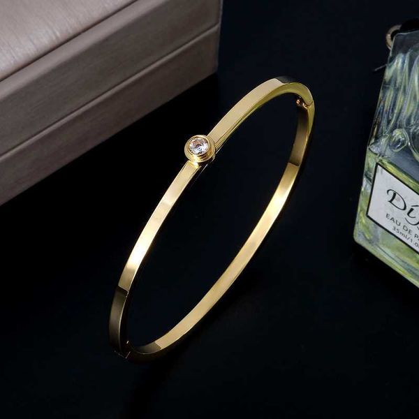 new simple gold plating bangle bracelet stainless steel single cz cuff bangles for women bracelets christmas thanksgiving gift q0719, Black
new simple gold plating bangle bracelet stainless steel single cz cuff bangles for women bracelets christmas thanksgiving gift q0719, Black