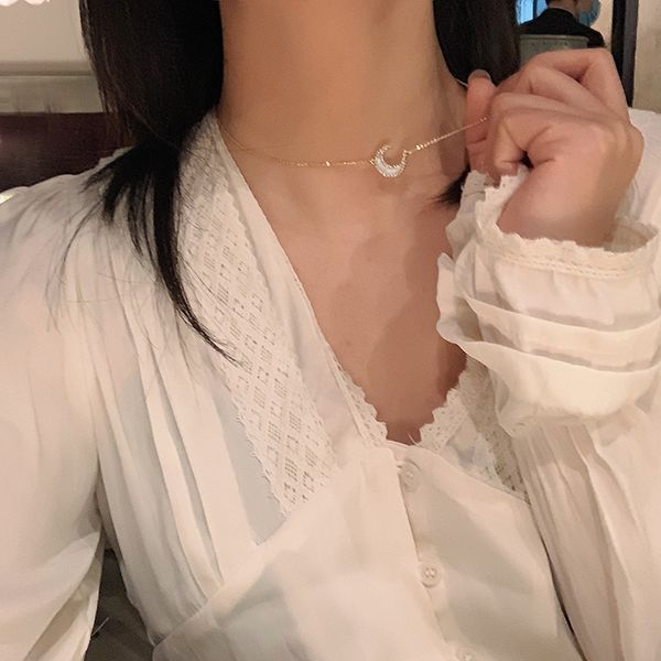 diamond inlaid shell moon necklace summer girl small fresh simple fashion temperament lady sweet clavicle chain, Silver
diamond inlaid shell moon necklace summer girl small fresh simple fashion temperament lady sweet clavicle chain, Silver