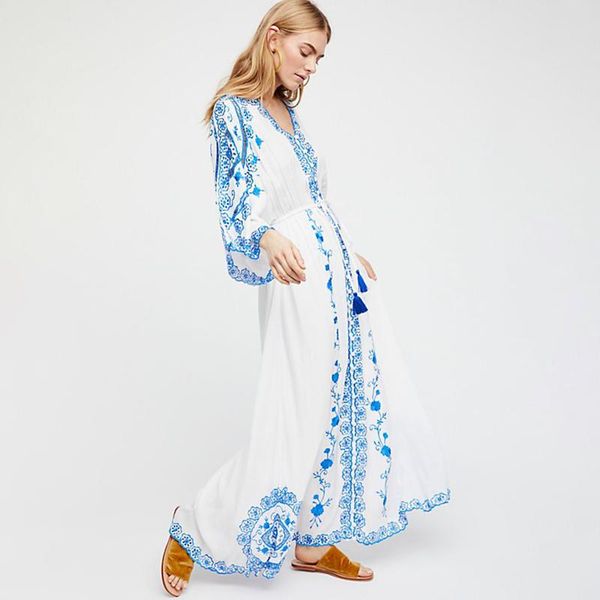 casual dresses blue and white porcelain printed maxi dress for women single breasted tie up embroidery beach vintage boho vestidos, Black;gray
casual dresses blue and white porcelain printed maxi dress for women single breasted tie up embroidery beach vintage boho vestidos, Black;gray