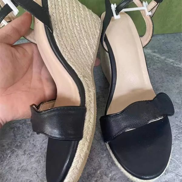 2021 latest design women designer sandals high-quality rope woven shoes gift for love, Black
2021 latest design women designer sandals high-quality rope woven shoes gift for love, Black
